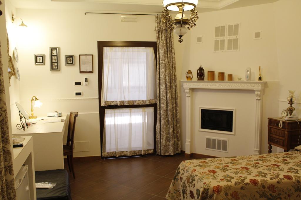B&B Barletta Acasamia Con Parcheggio Privato Luaran gambar