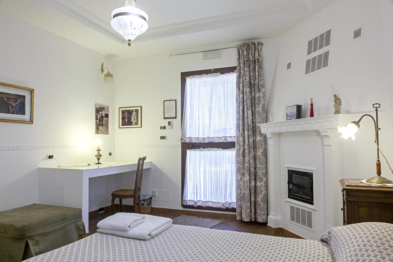 B&B Barletta Acasamia Con Parcheggio Privato Luaran gambar